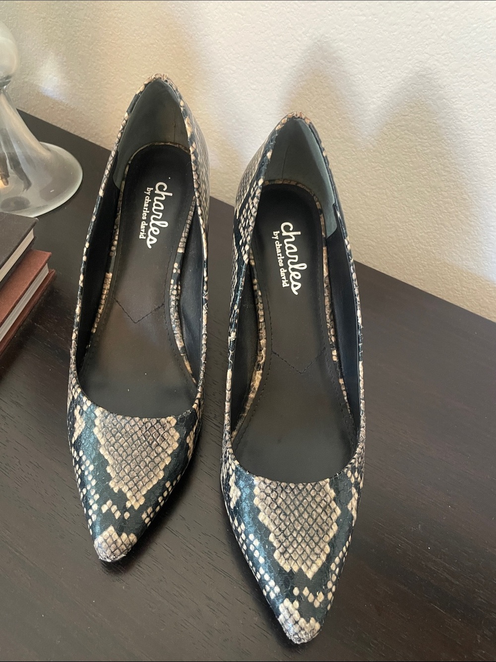 Charles By Charles David Black & Beige Snake-Print Pointed Pumps